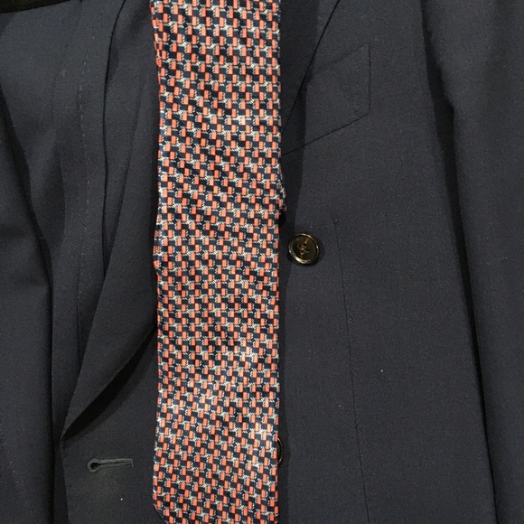 BRIONI- Blue and red printed pattern necktie. - Picture 4 of 4